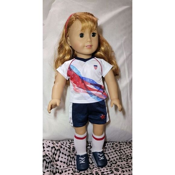 American Girl Doll Maryellen - Picture 1 of 12